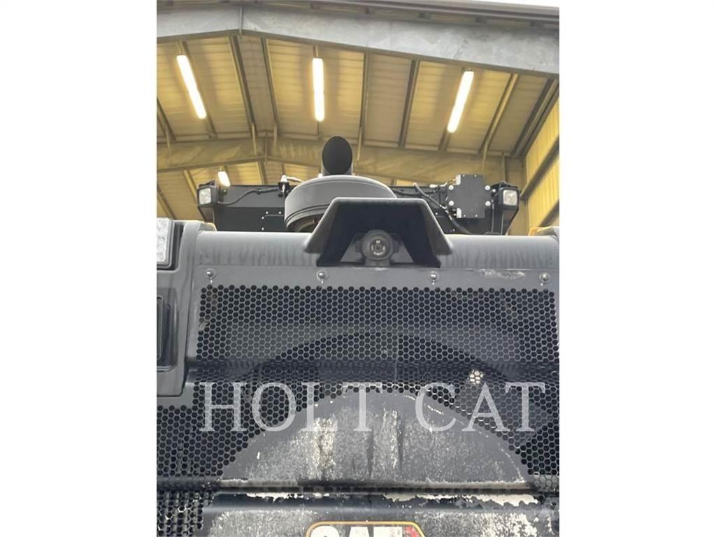 CAT 140 AWD Grader
