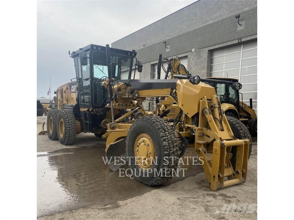 CAT 140 AWD Grader