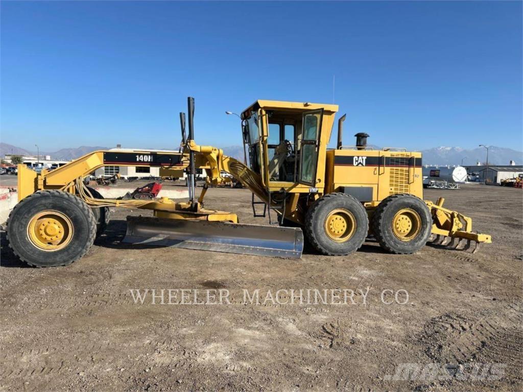 CAT 140H Grader