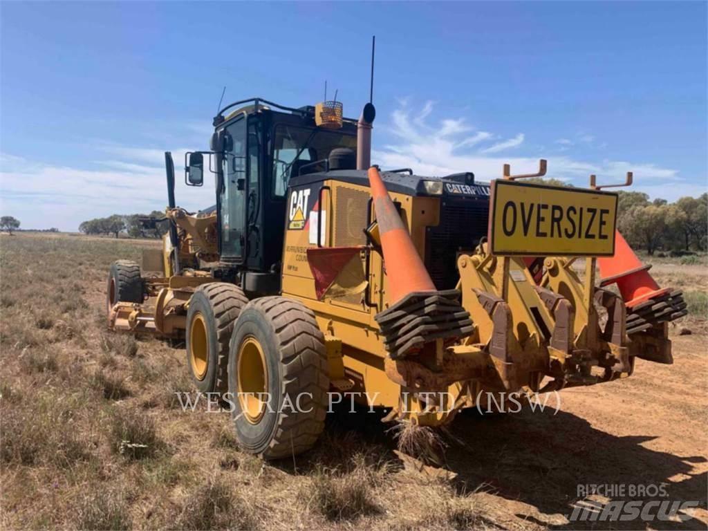 CAT 140M Grader
