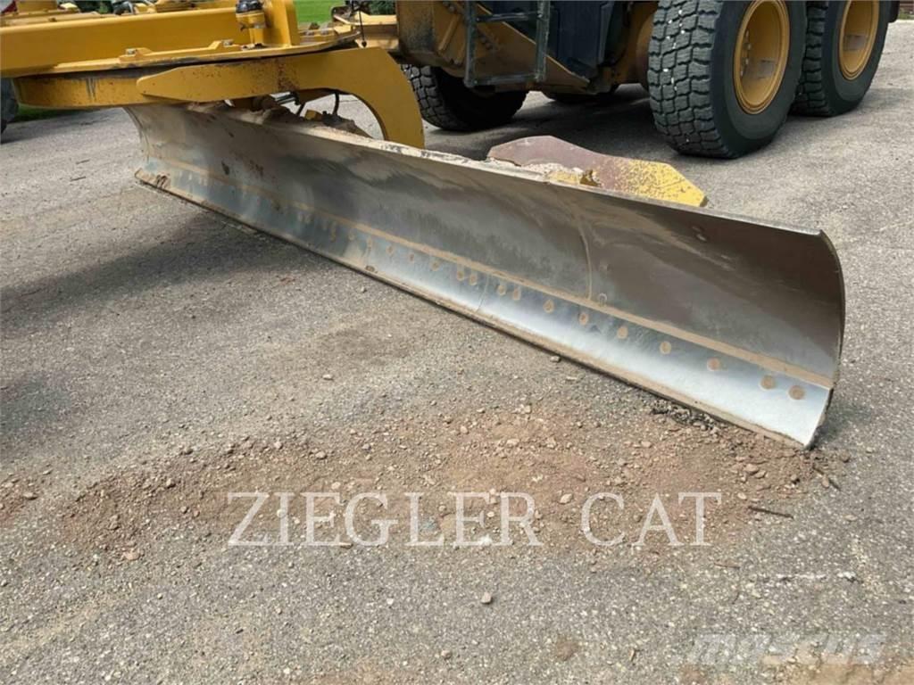 CAT 140M3AWD Grader