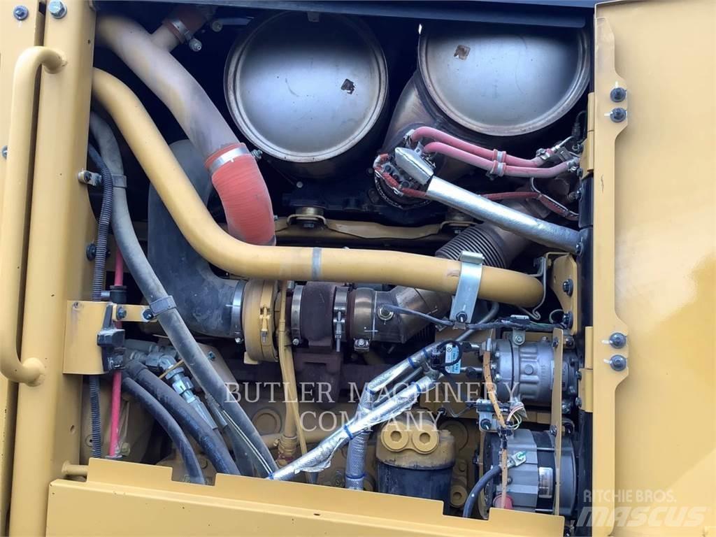 CAT 140M3AWDB Grader