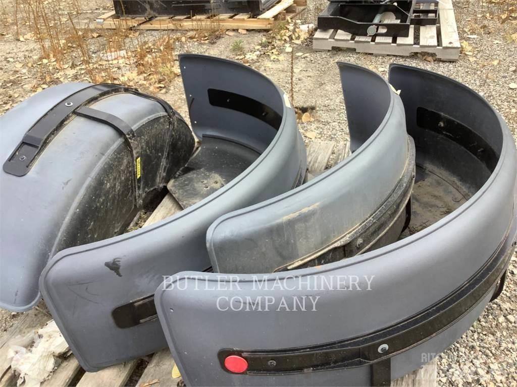 CAT 140M3REARFENDER Sonstige Baumaschinen