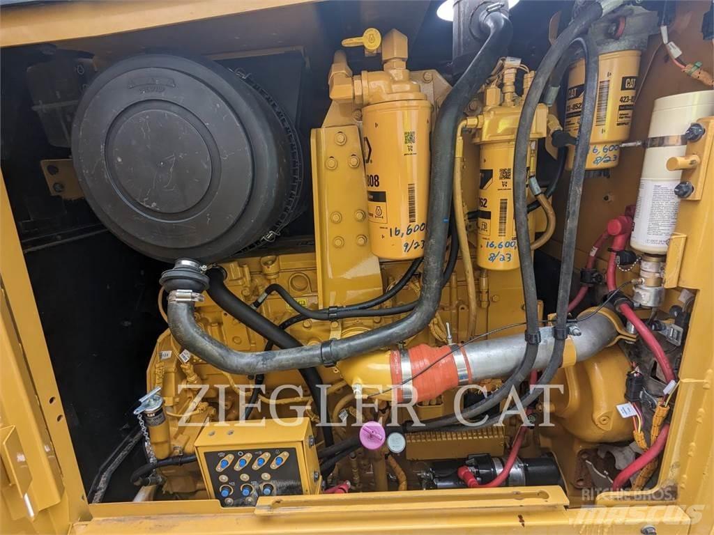 CAT 14M Grader