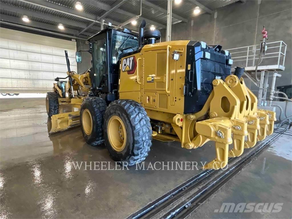 CAT 150 15 Grader