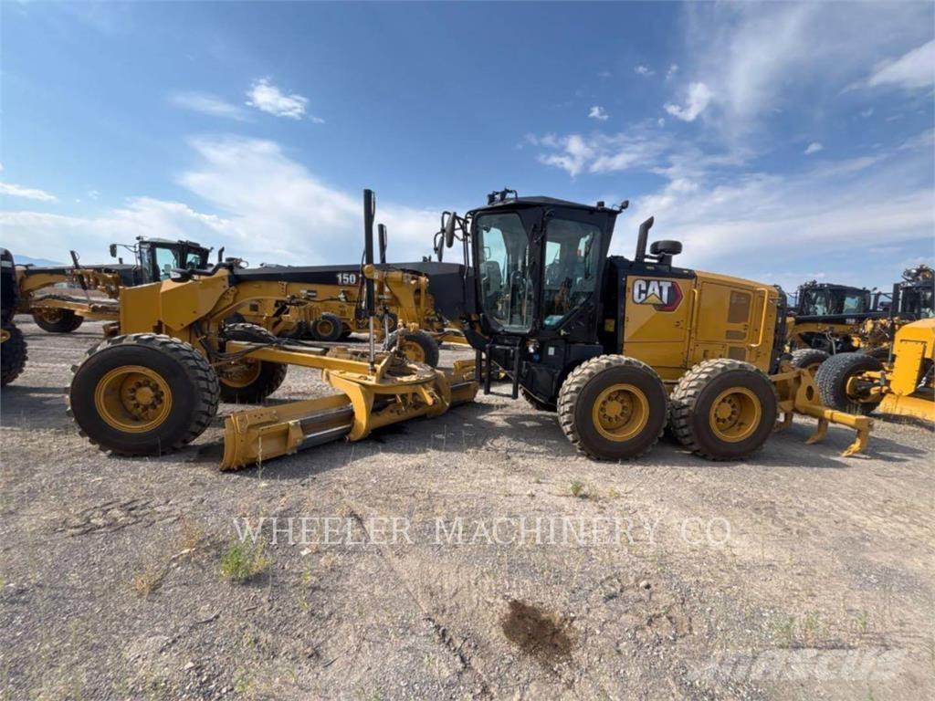 CAT 150 15 Grader