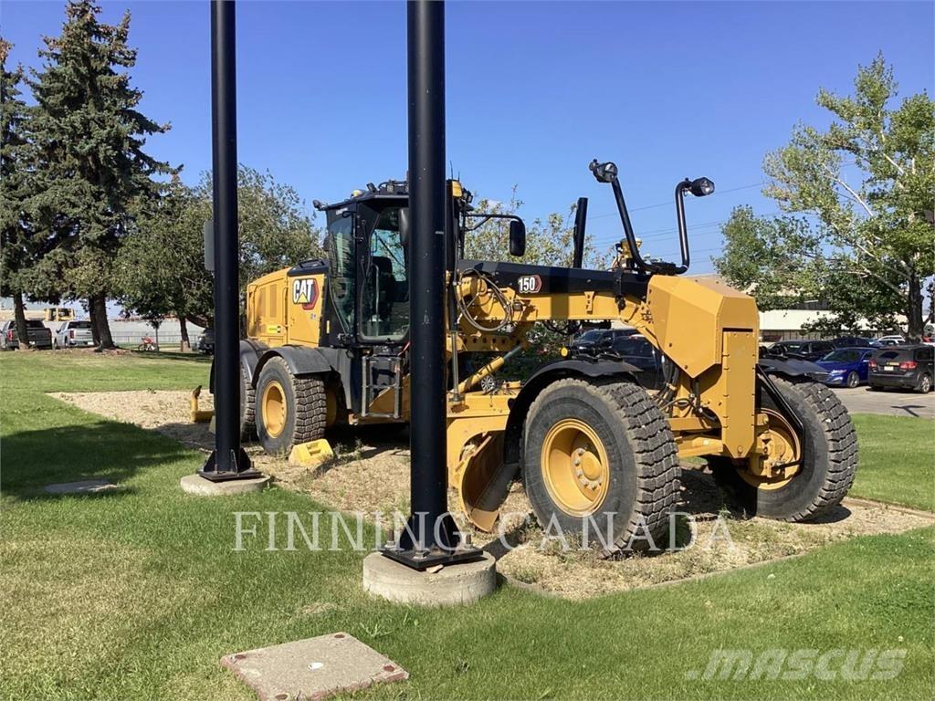 CAT 150-15 Grader