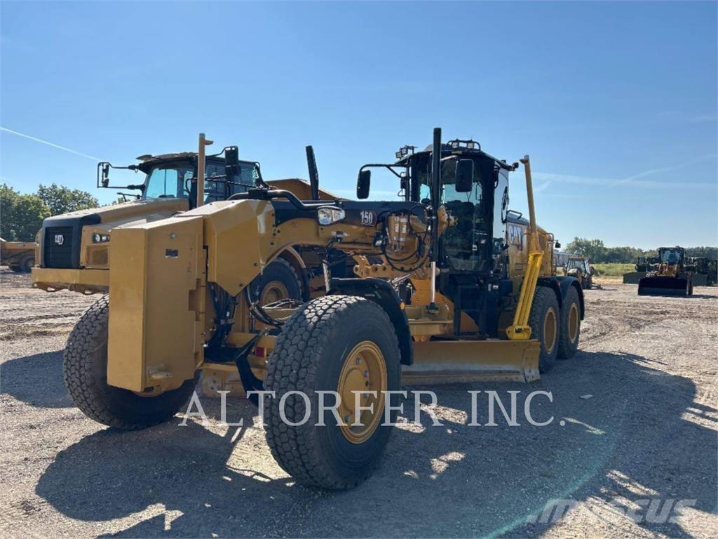 CAT 150-15AWD Grader