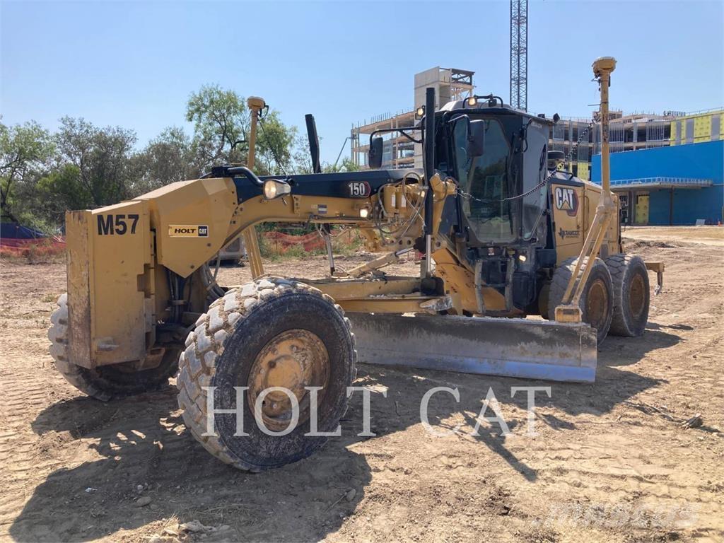 CAT 150-15AWD Grader