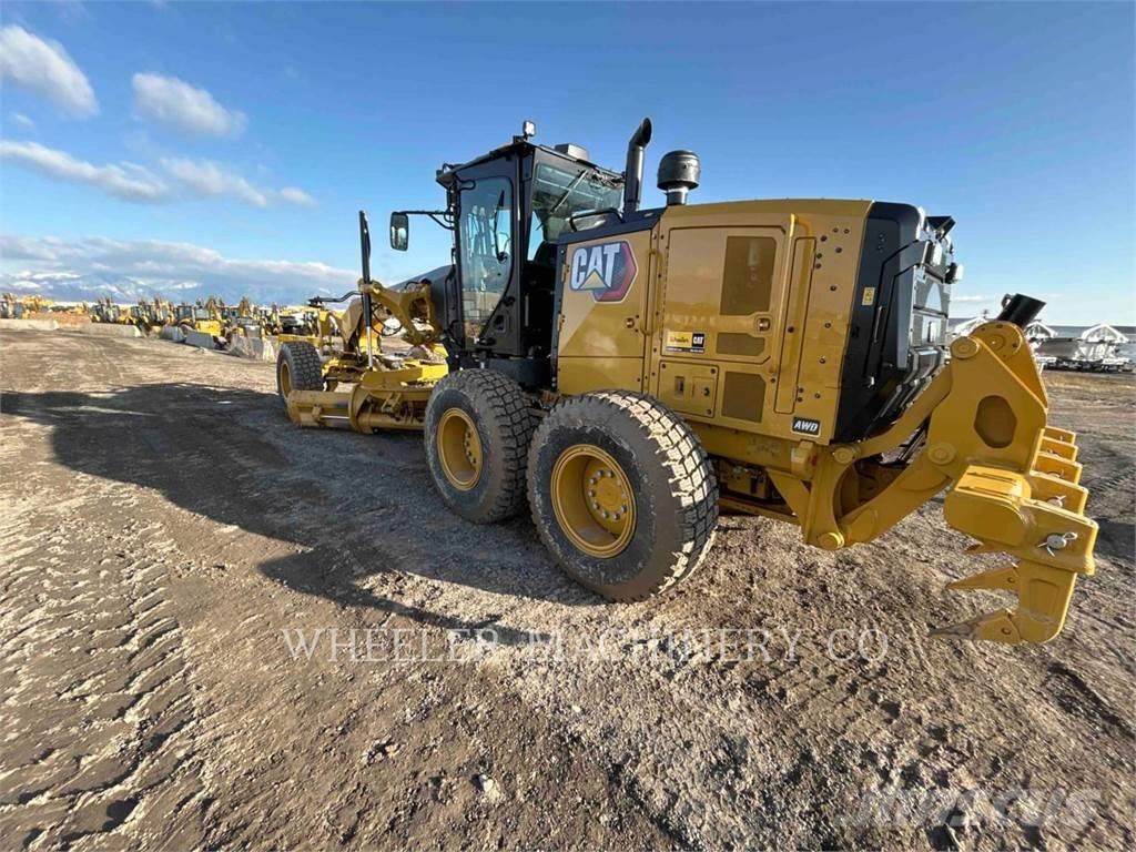 CAT 150 AWD Grader