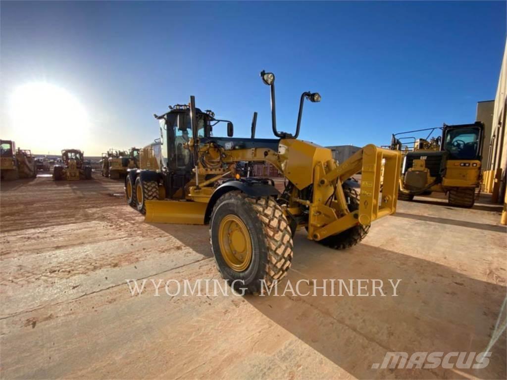 CAT 150 AWD Grader