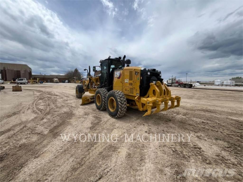 CAT 150 AWD Grader