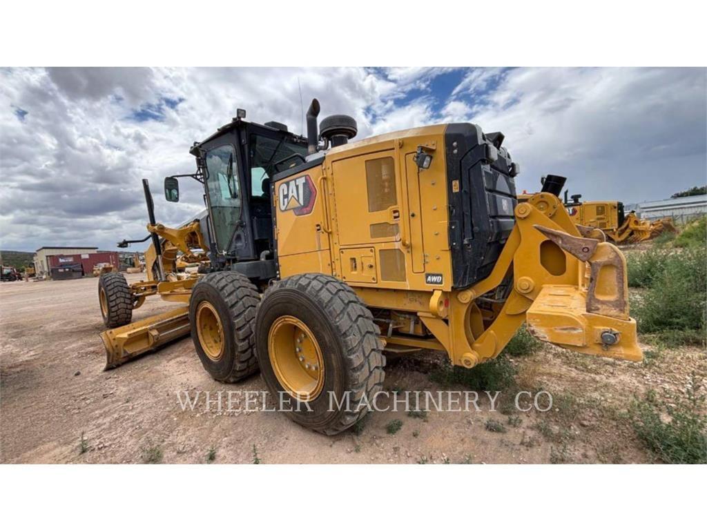 CAT 150 AWD Grader