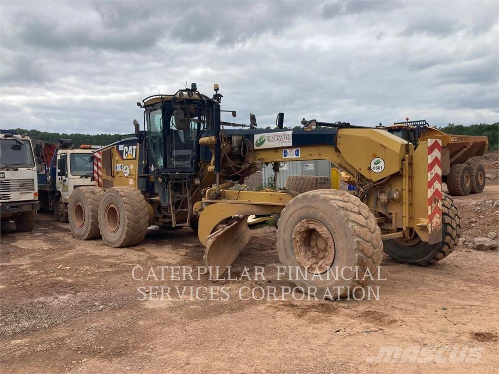 CAT 16M Grader