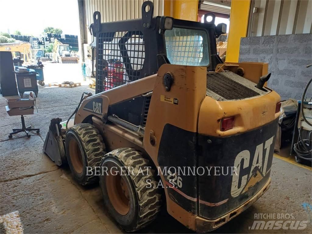 CAT 226 Kompaktlader