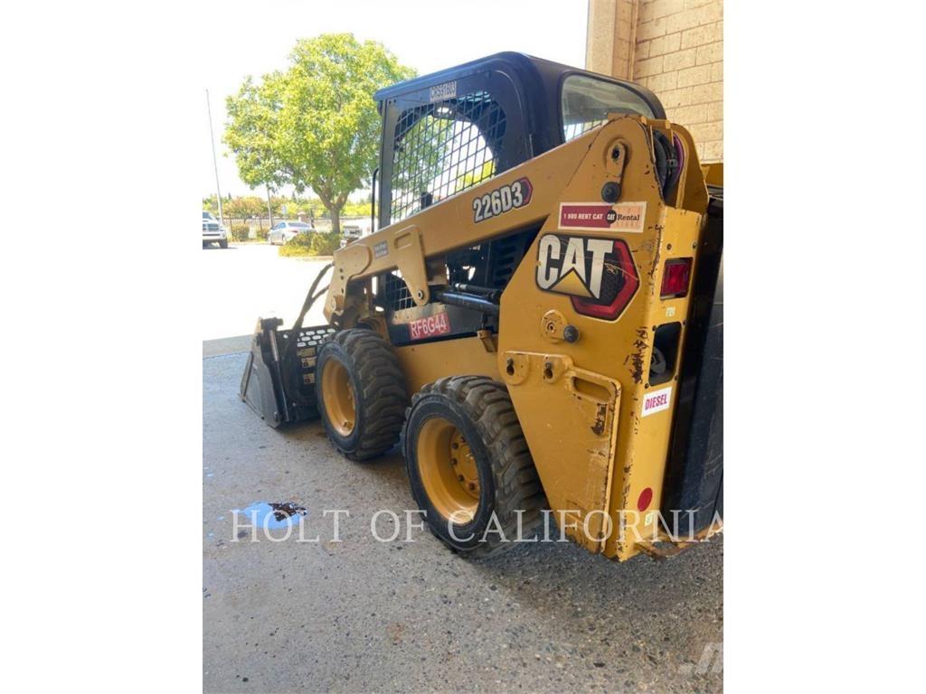 CAT 226 HF Kompaktlader