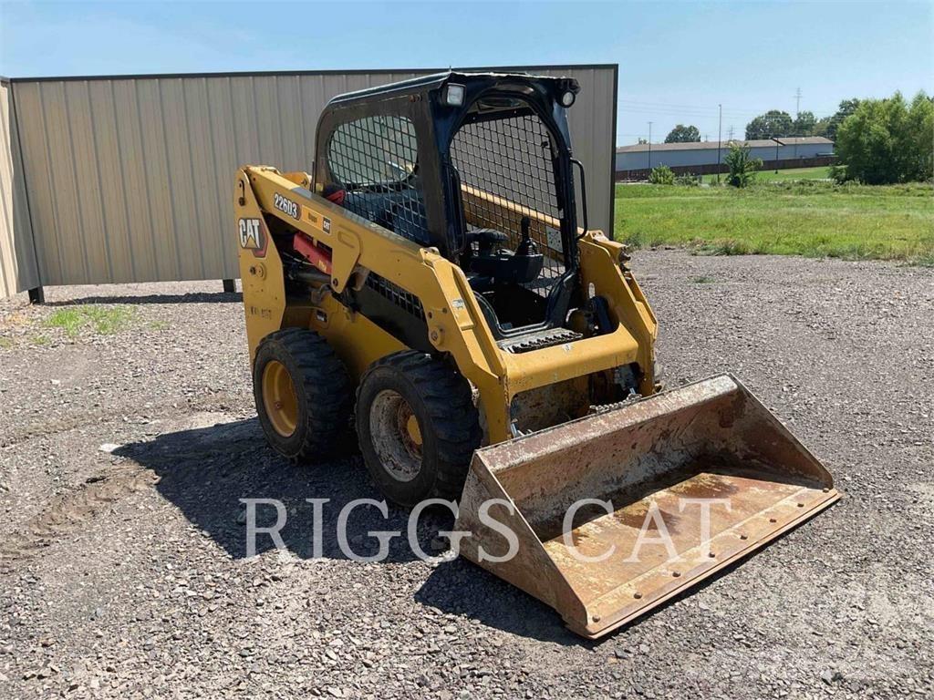 CAT 226D Kompaktlader