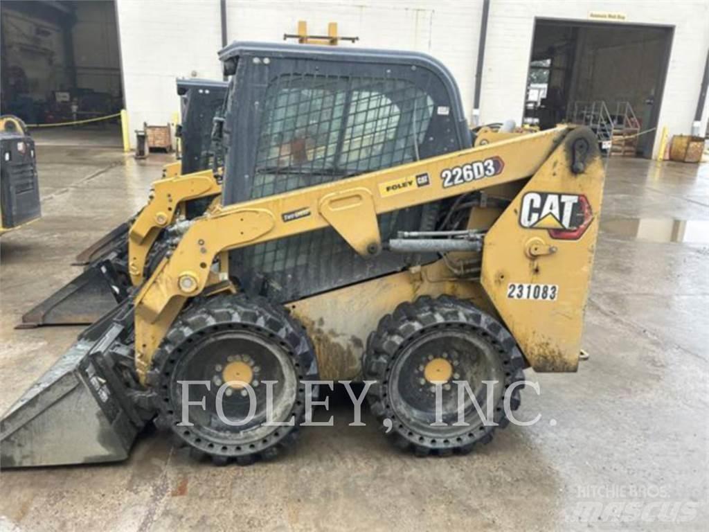 CAT 226D3 Kompaktlader