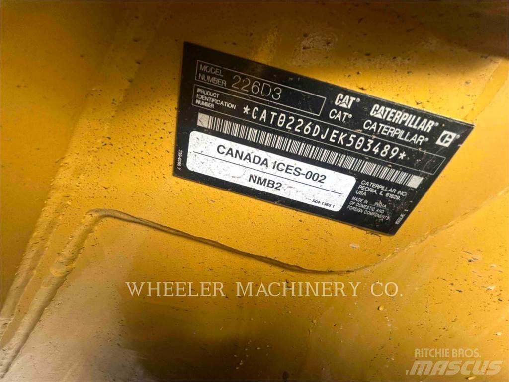 CAT 226D3 C3H2 Kompaktlader