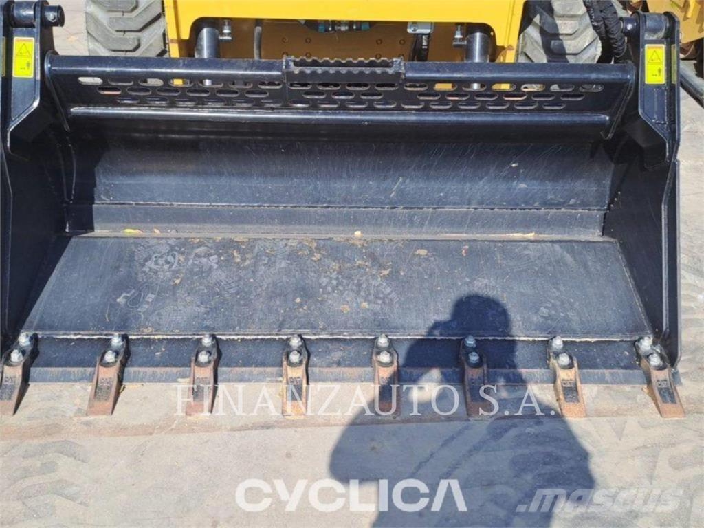CAT 232D3 Kompaktlader