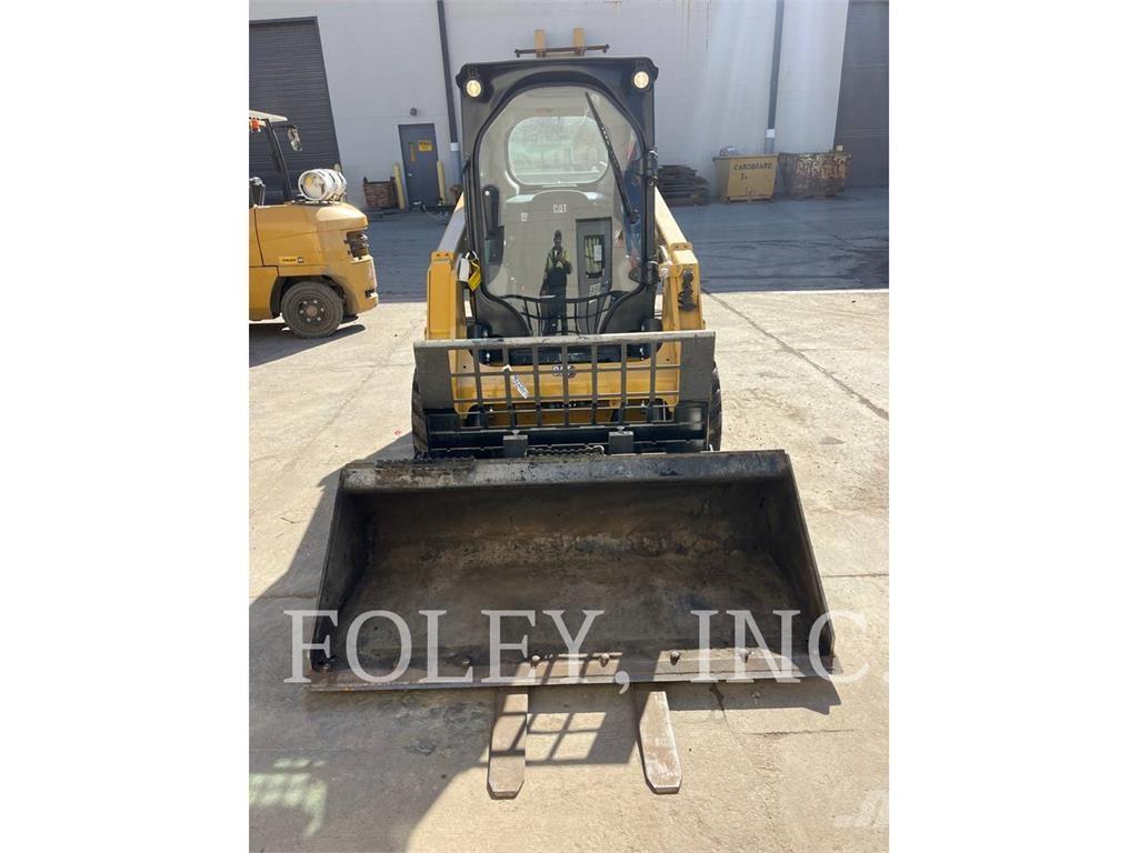 CAT 232D3 Kompaktlader