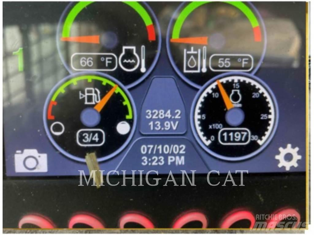 CAT 232D3 A2Q Kompaktlader