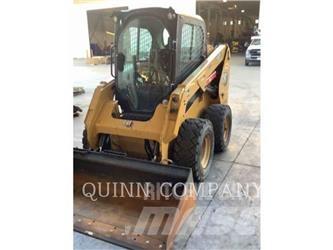 CAT 236D Kompaktlader
