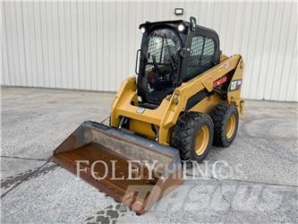 CAT 236D Kompaktlader