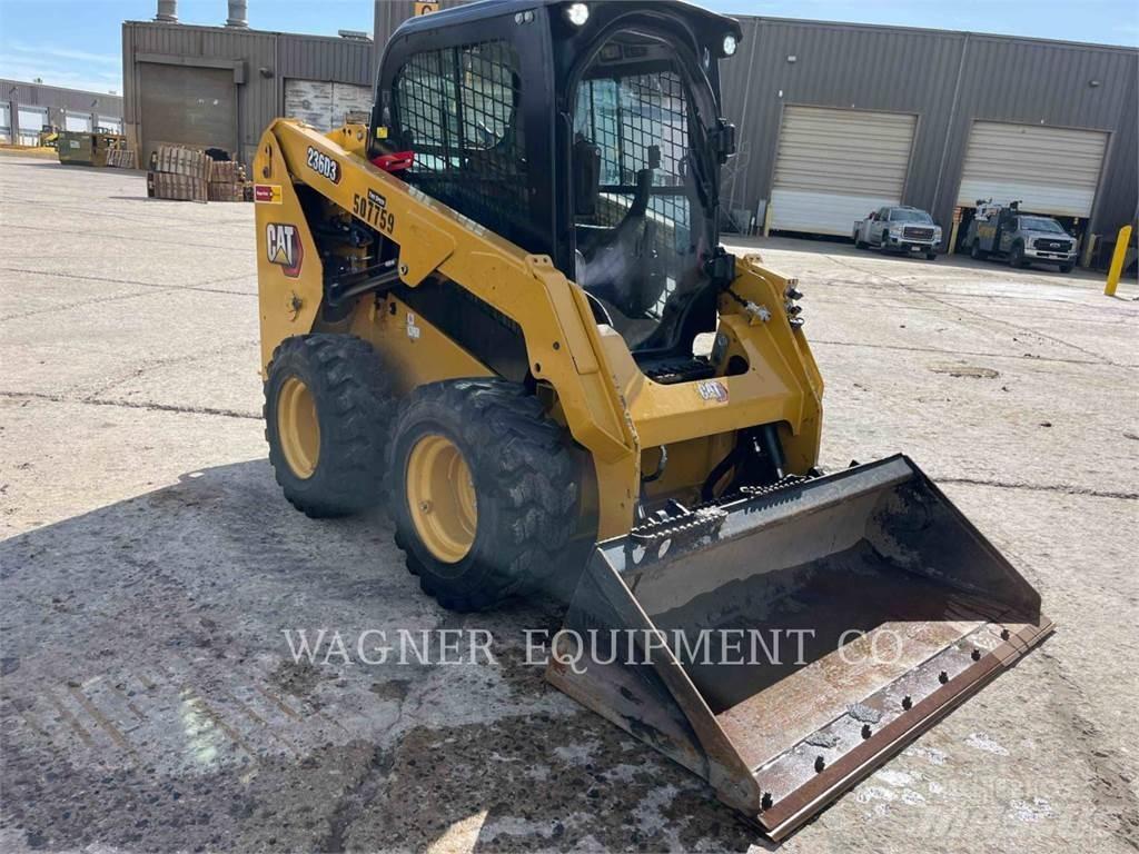 CAT 236D3 Kompaktlader