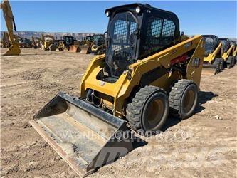 CAT 236D3 Kompaktlader