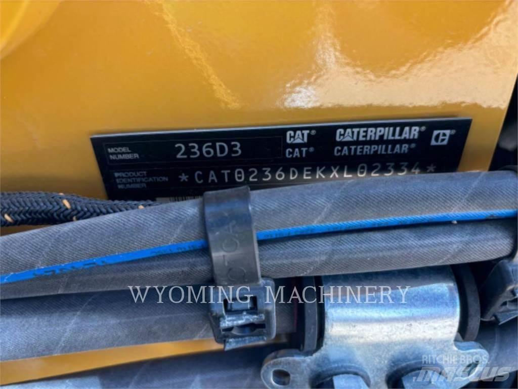 CAT 236D3 Kompaktlader
