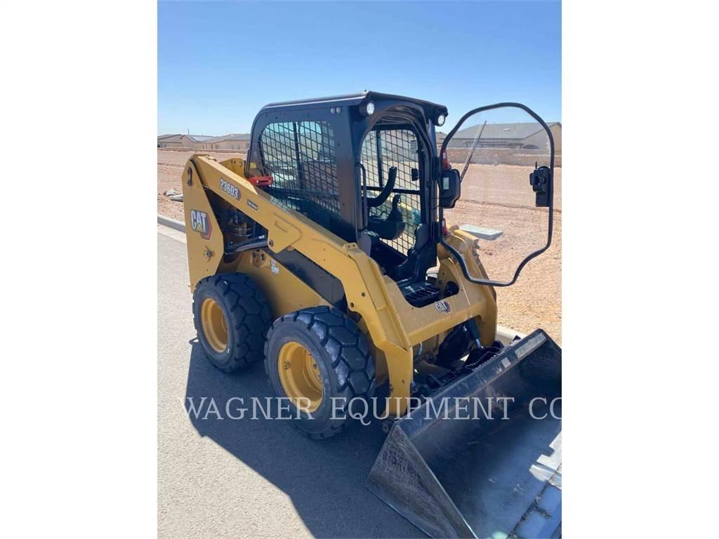 CAT 236D3 Kompaktlader