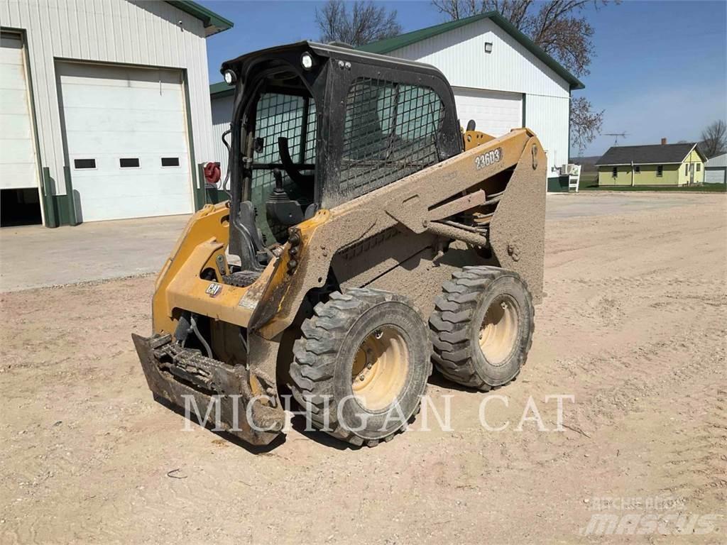 CAT 236D3 AQ Kompaktlader