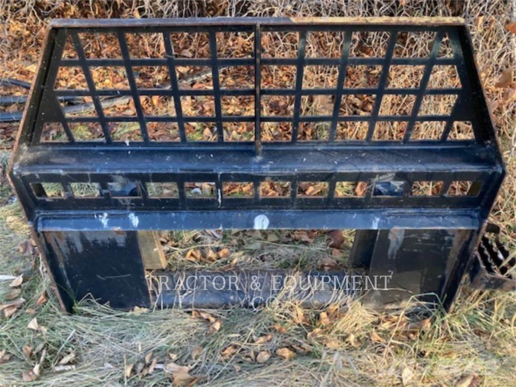 CAT 242B Kompaktlader