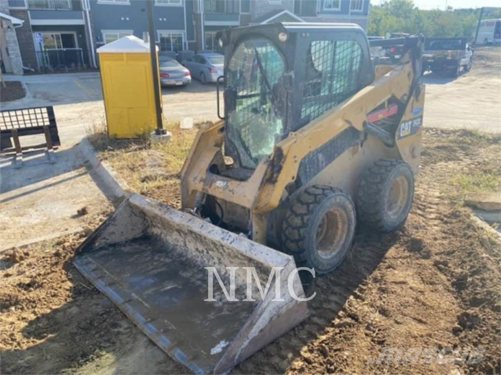 CAT 242D Kompaktlader