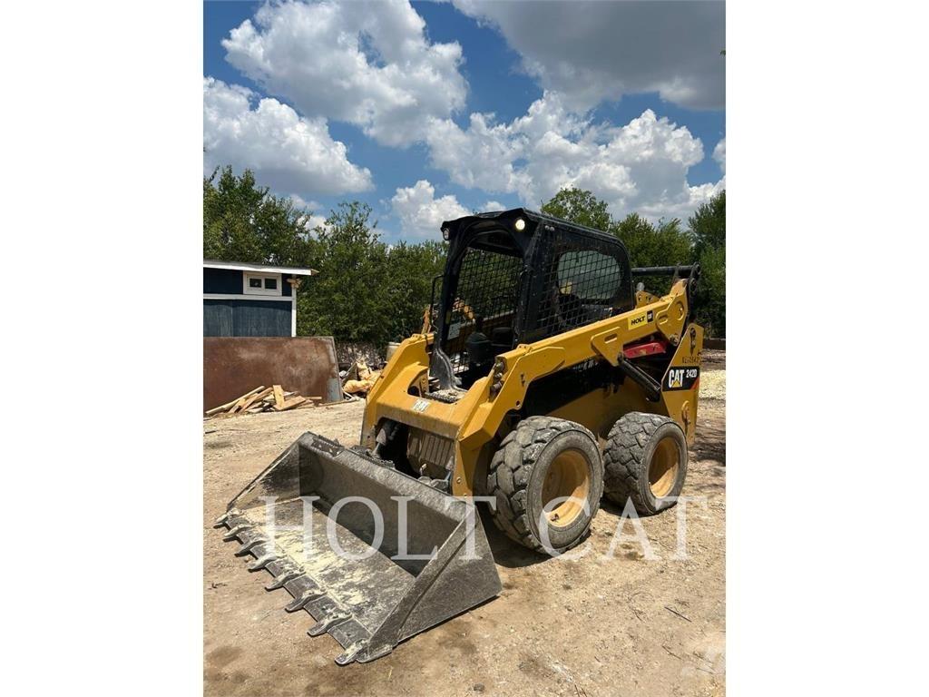 CAT 242D Kompaktlader