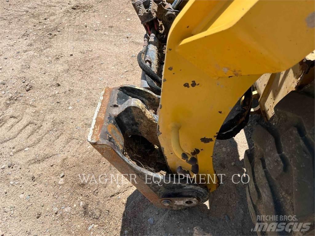 CAT 242D3 Kompaktlader