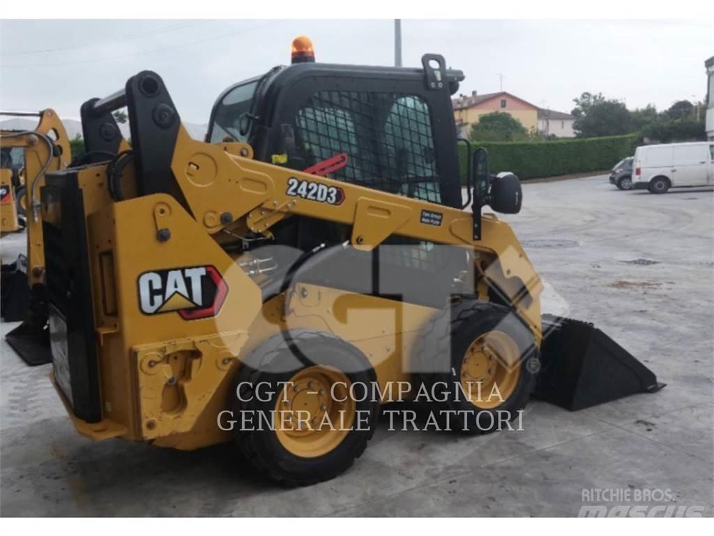 CAT 242D3 Kompaktlader