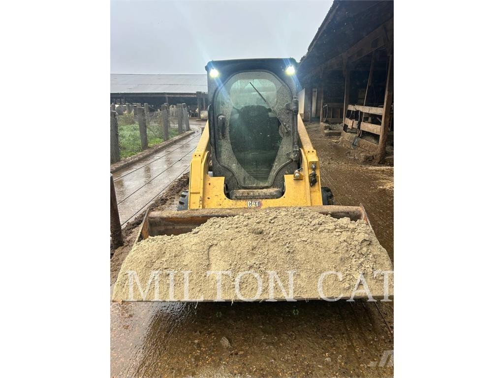 CAT 242D3 Kompaktlader