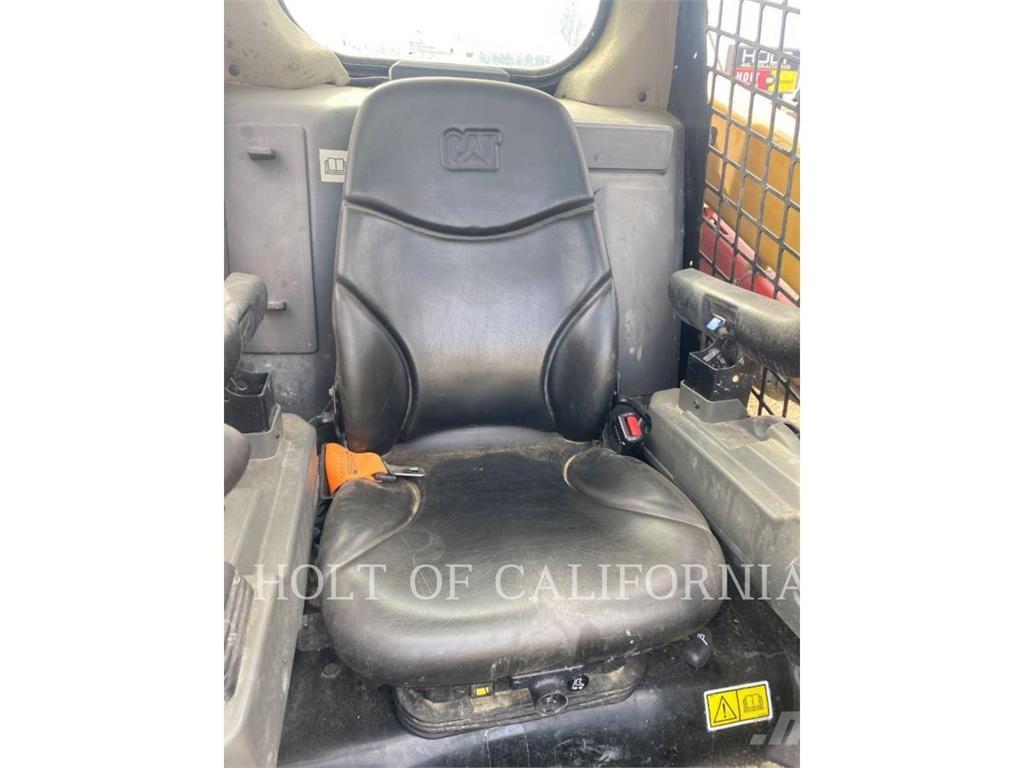 CAT 246 HF Kompaktlader