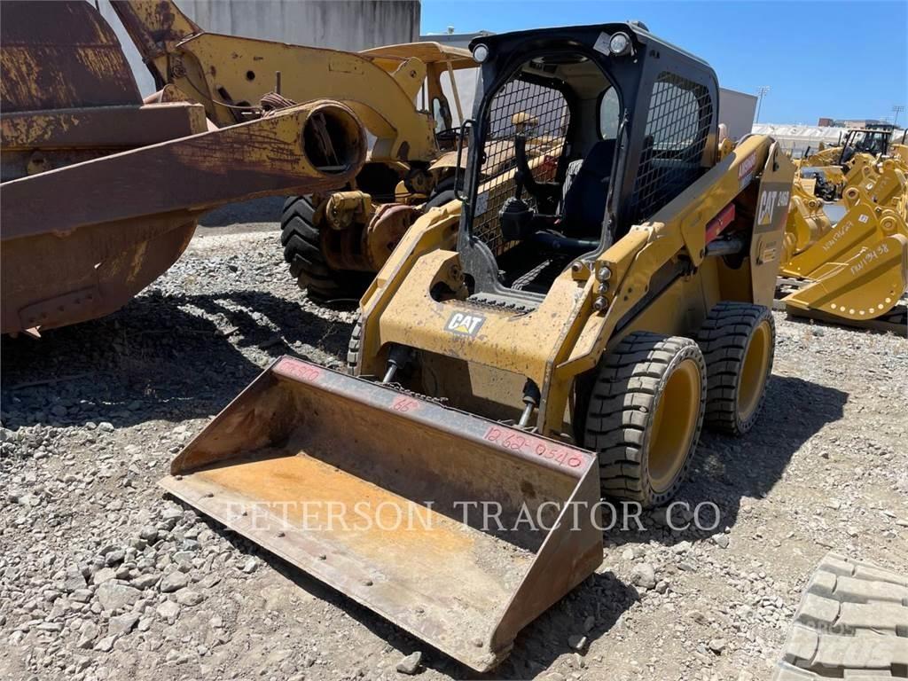 CAT 246D Kompaktlader