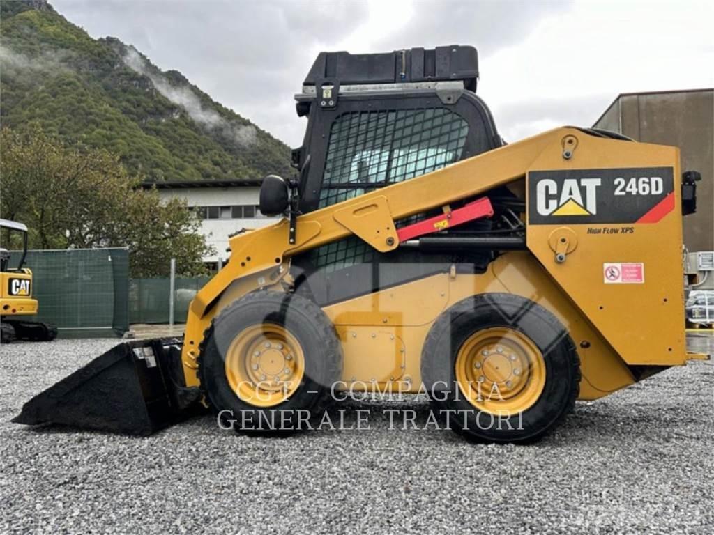 CAT 246D Kompaktlader