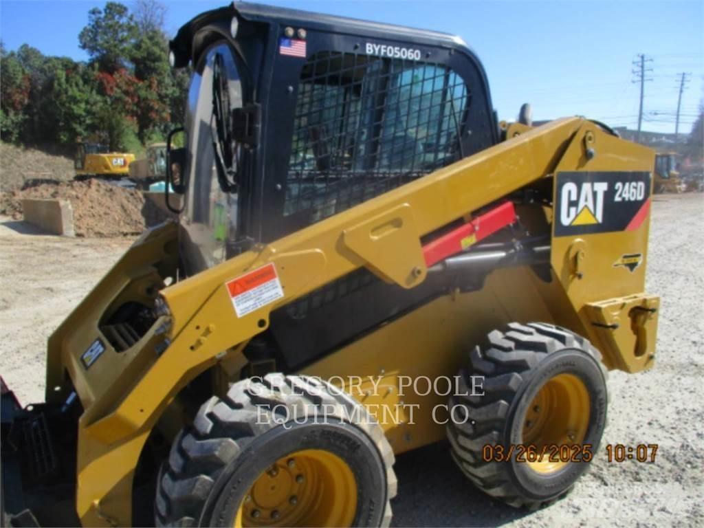 CAT 246D Kompaktlader