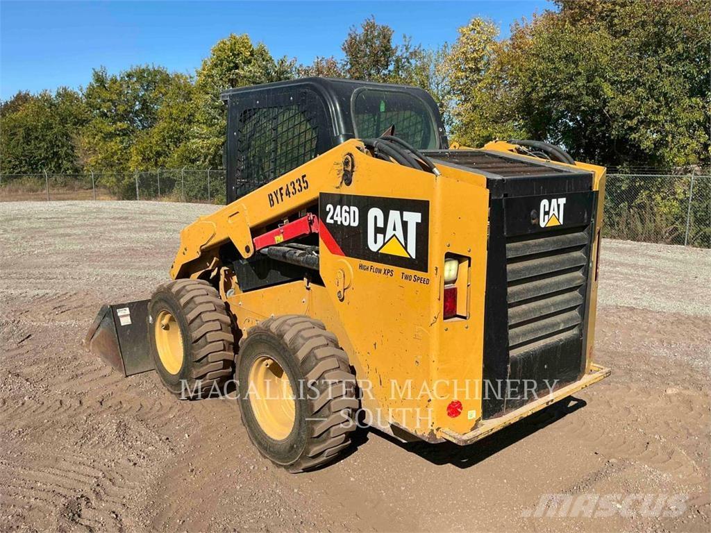 CAT 246D Kompaktlader