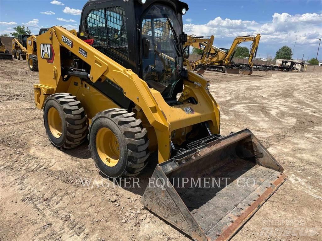 CAT 246D3 Kompaktlader