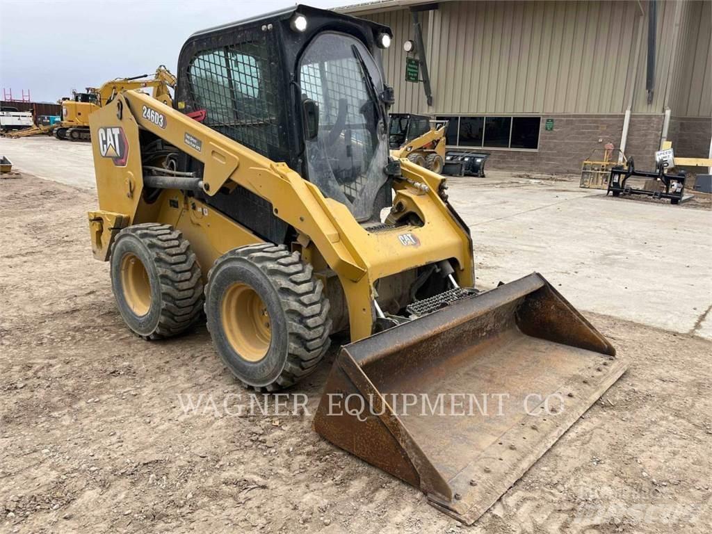 CAT 246D3 Kompaktlader