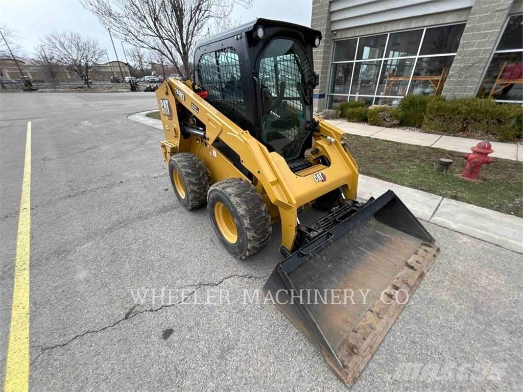 CAT 246D3 C3HF Kompaktlader