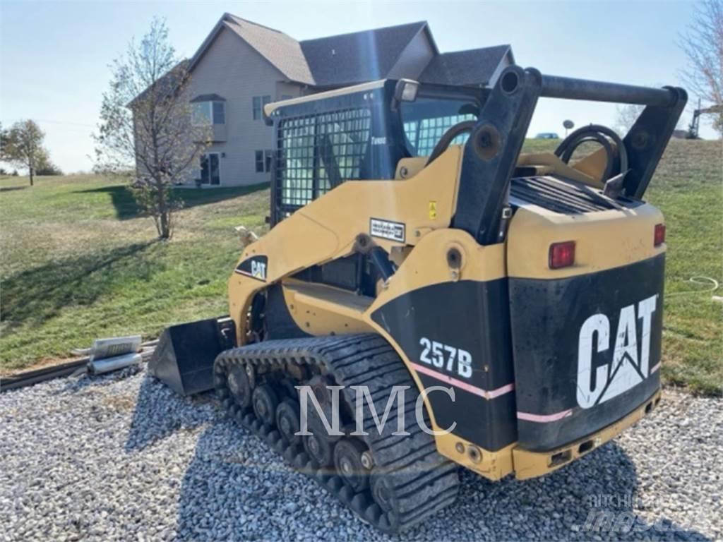 CAT 257B Kompaktlader
