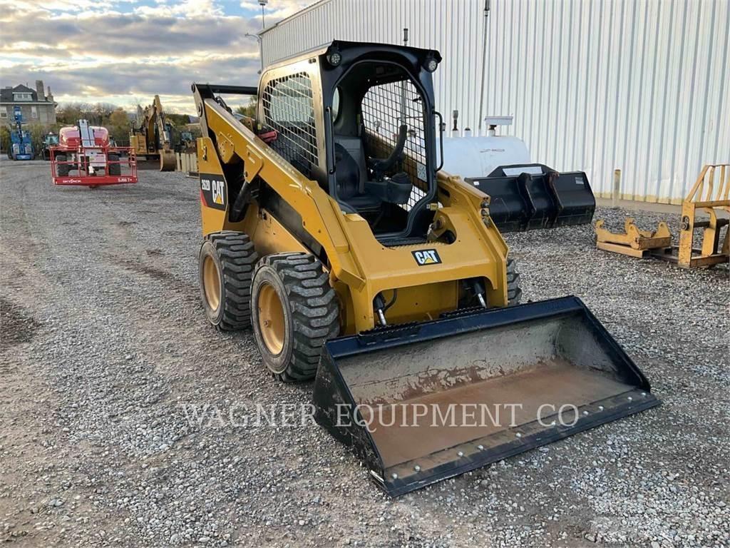 CAT 262D Kompaktlader