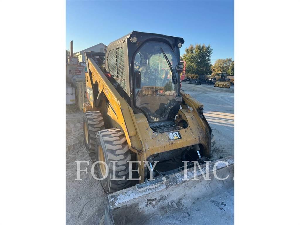 CAT 262D Kompaktlader